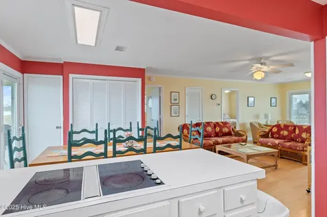 183 High Point Street Holden Beach NC 28462