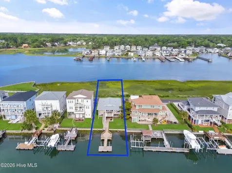 183 High Point Street Holden Beach NC 28462