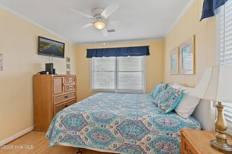 183 High Point Street Holden Beach NC 28462