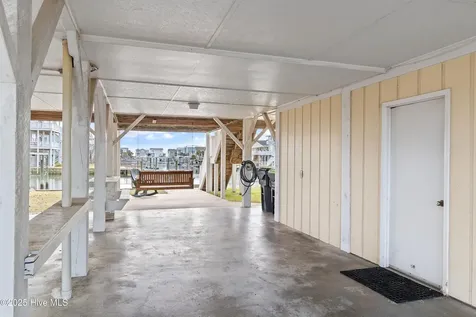183 High Point Street Holden Beach NC 28462