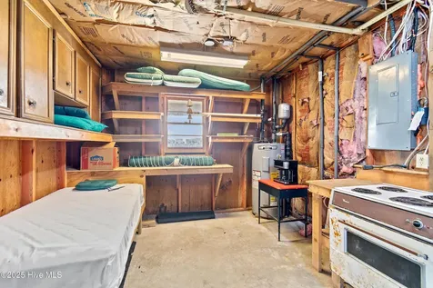 183 High Point Street Holden Beach NC 28462