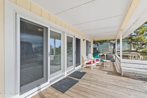 183 High Point Street Holden Beach NC 28462