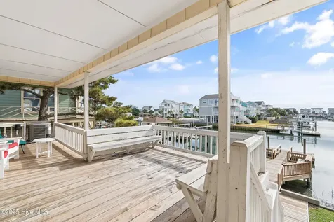 183 High Point Street Holden Beach NC 28462