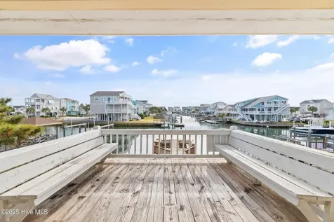 183 High Point Street Holden Beach NC 28462