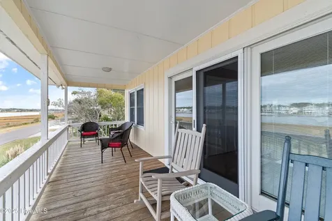 183 High Point Street Holden Beach NC 28462