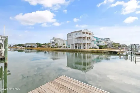 183 High Point Street Holden Beach NC 28462