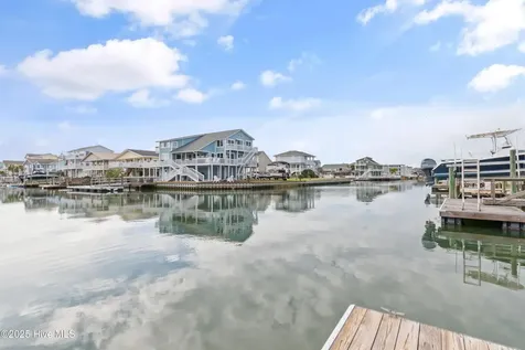 183 High Point Street Holden Beach NC 28462