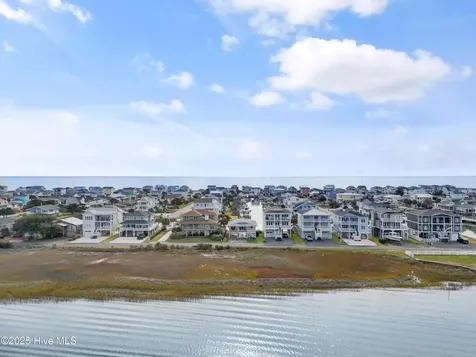 183 High Point Street Holden Beach NC 28462
