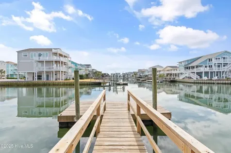 183 High Point Street Holden Beach NC 28462
