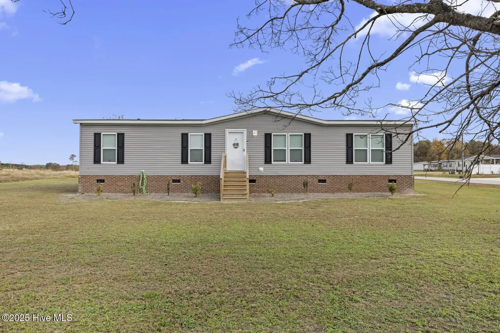 292 Sand Ridge Road Beulaville NC 28518