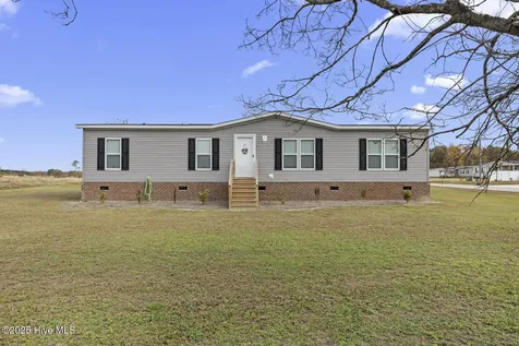 292 Sand Ridge Road Beulaville NC 28518
