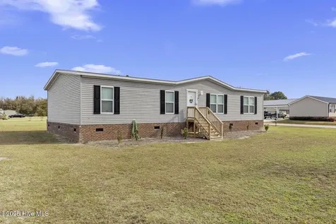 292 Sand Ridge Road Beulaville NC 28518