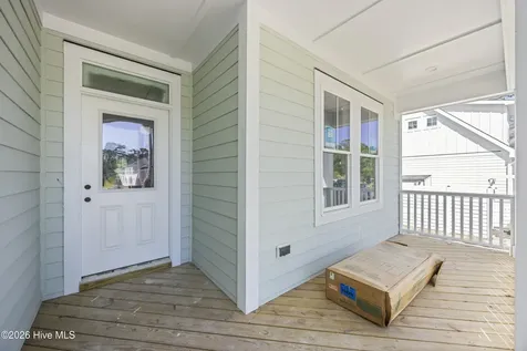 418 Raven Glen Drive Southport NC 28461