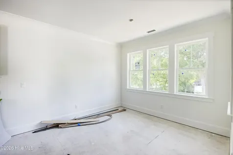 418 Raven Glen Drive Southport NC 28461