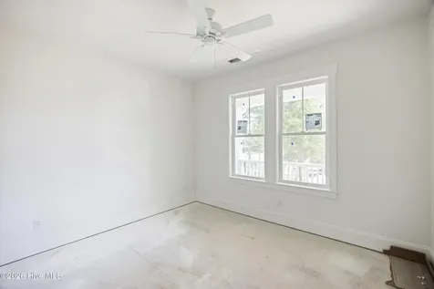 418 Raven Glen Drive Southport NC 28461