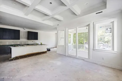 418 Raven Glen Drive Southport NC 28461