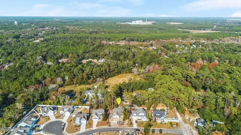418 Raven Glen Drive Southport NC 28461