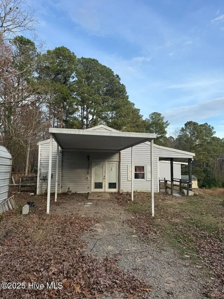 241 Torchwood Road Carthage NC 28327