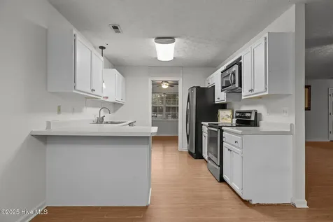 2000 Clark Court Morehead City NC 28557