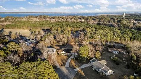 2000 Clark Court Morehead City NC 28557