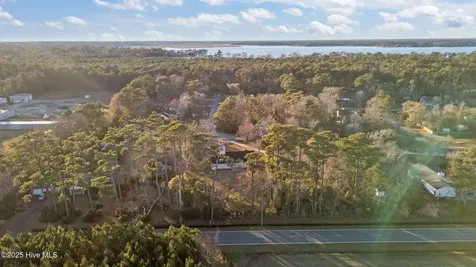 2000 Clark Court Morehead City NC 28557