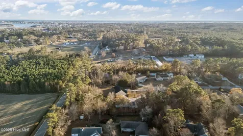2000 Clark Court Morehead City NC 28557
