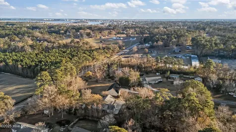 2000 Clark Court Morehead City NC 28557