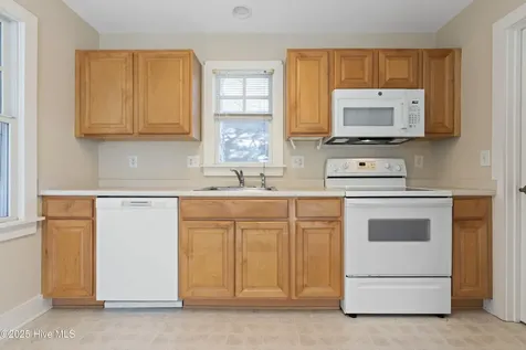 517 Sylvan Street Shallotte NC 28470