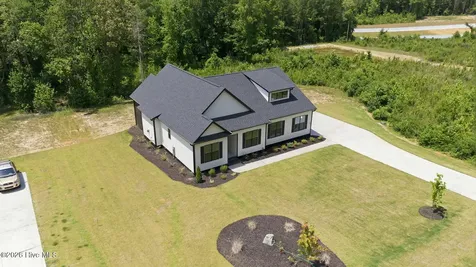 35 Autumnwood Lane Spring Hope NC 27882