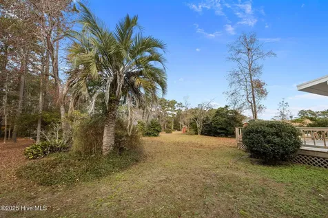 3704 Oxford Court Morehead City NC 28557