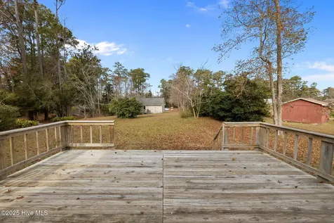 3704 Oxford Court Morehead City NC 28557
