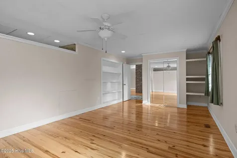 3704 Oxford Court Morehead City NC 28557