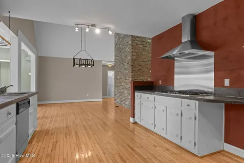 3704 Oxford Court Morehead City NC 28557