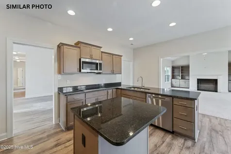 910 Coddington Cove Jacksonville NC 28546