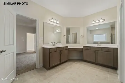 910 Coddington Cove Jacksonville NC 28546