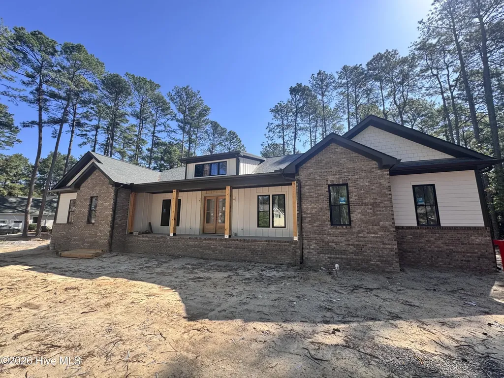 60 Devon Drive Pinehurst NC 28374
