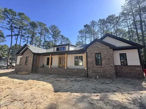 60 Devon Drive Pinehurst NC 28374