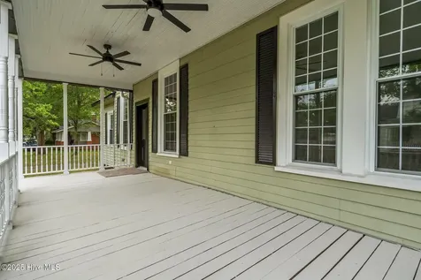 301 W Central Street Maxton NC 28364