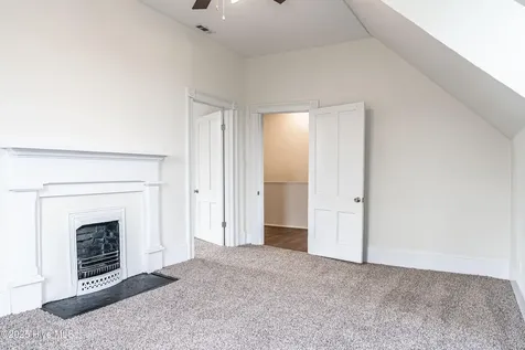 301 W Central Street Maxton NC 28364