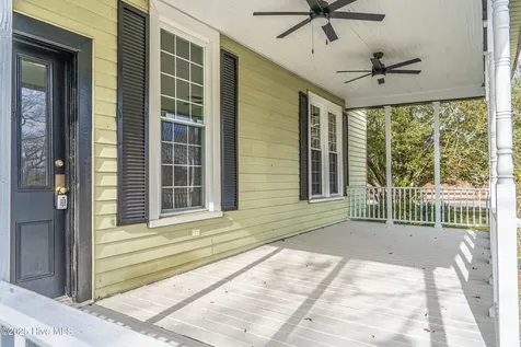 301 W Central Street Maxton NC 28364