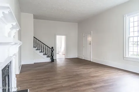 301 W Central Street Maxton NC 28364