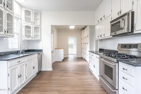 301 W Central Street Maxton NC 28364