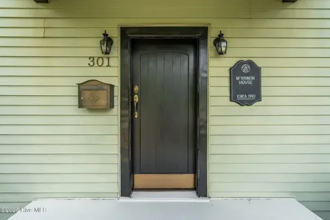 301 W Central Street Maxton NC 28364