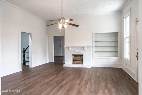 301 W Central Street Maxton NC 28364