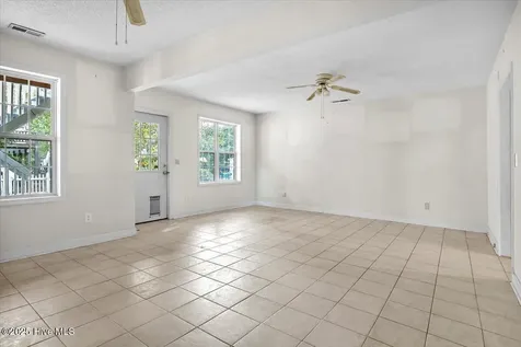 102 SW 11th Street Oak Island NC 28465