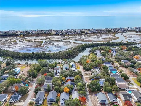 102 SW 11th Street Oak Island NC 28465