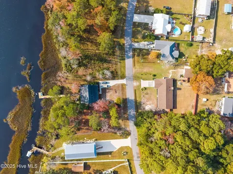 1126 River Drive Calabash NC 28467