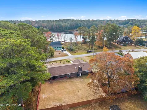 1126 River Drive Calabash NC 28467