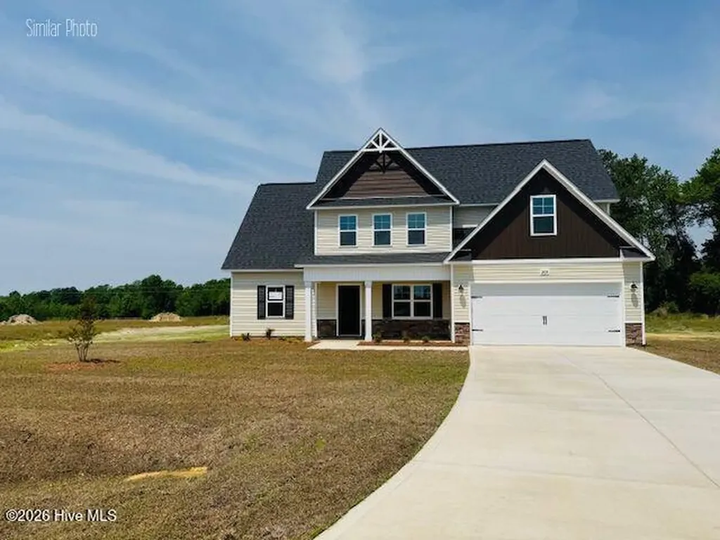 205 Megan's Field Place Richlands NC 28574