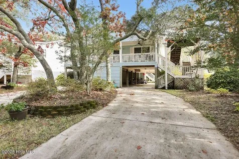 302 SE 79th Street Oak Island NC 28465